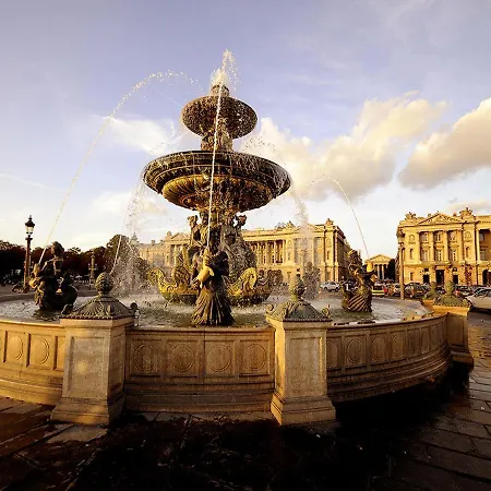 Rue St Honore - Rivoli *
